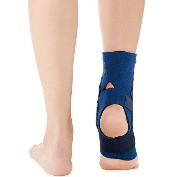 Opaska stabilizator stawu skokowego na kostke z dociągami zwichnięcie skręcenie