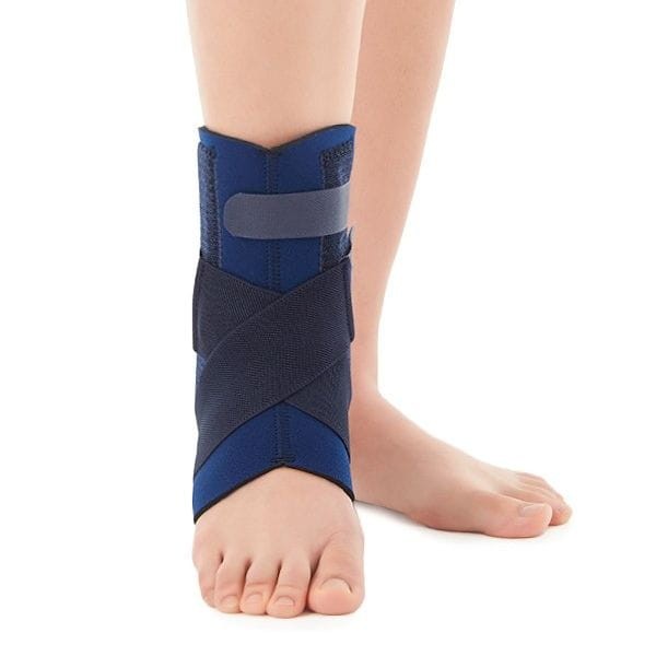 Opaska stabilizator stawu skokowego na kostke z dociągami zwichnięcie skręcenie