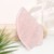 Karbowany kamień Gua Sha z naturalnego różowego kwarcu 4FIZJO – zdjęcie 3